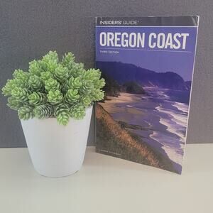 Insiders' Guide to the Oregon Coast Lizann Dunegan 9780762738847 PB Travel